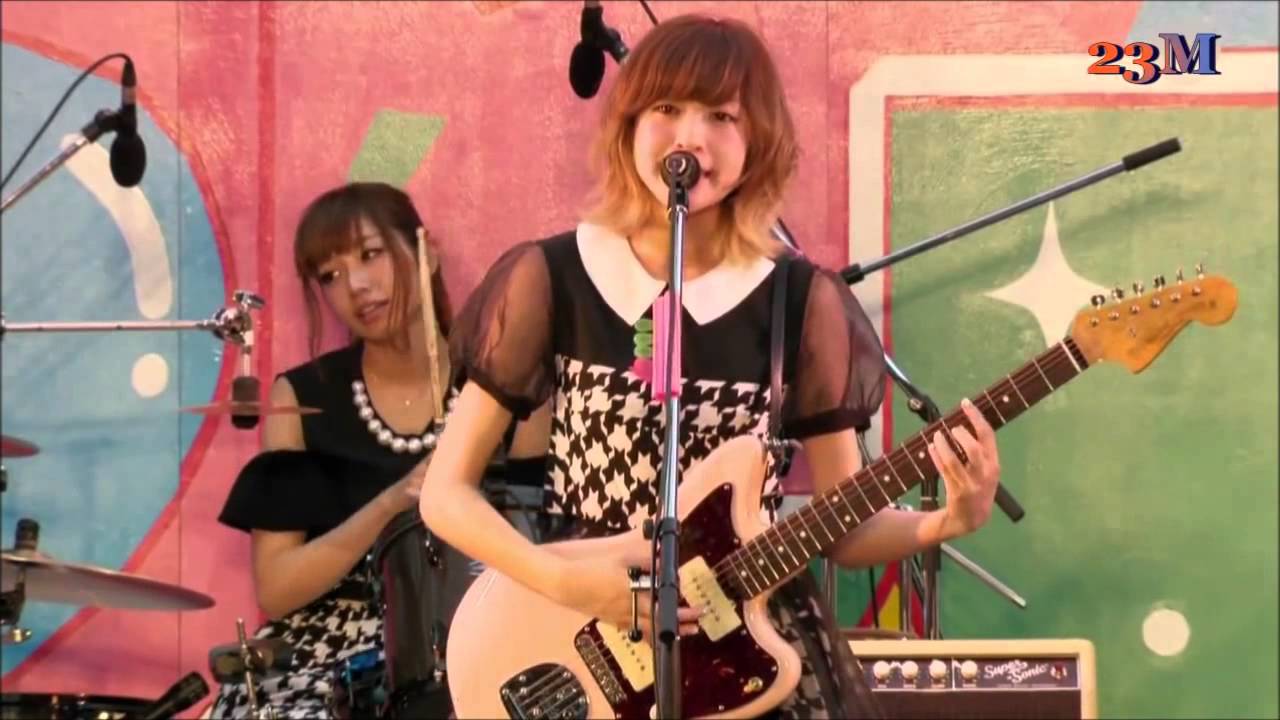 Silent Siren Live ♪爽快ロック ～ ぐるぐるワンダーランド ～ ビーサン at 東京工芸大学 2014