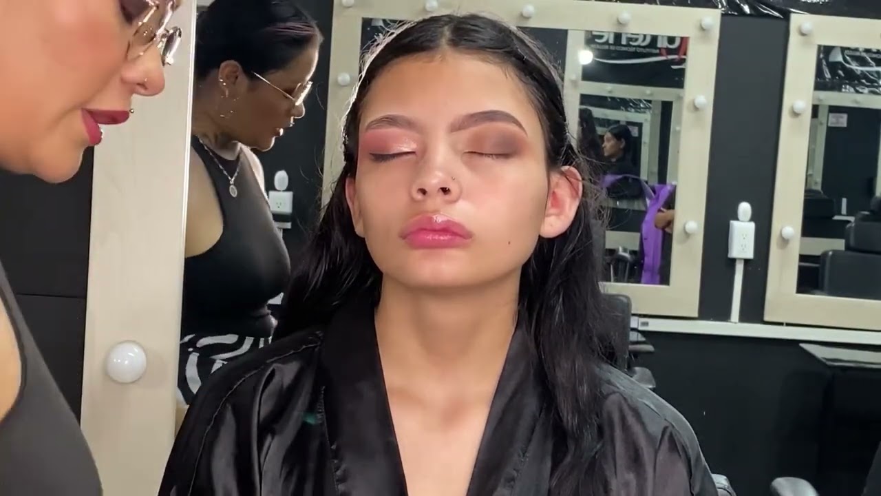 Así es cómo realizo UNA PRUEBA DE MAKEUP para QUINCEAÑERA 🫶🏼🥰