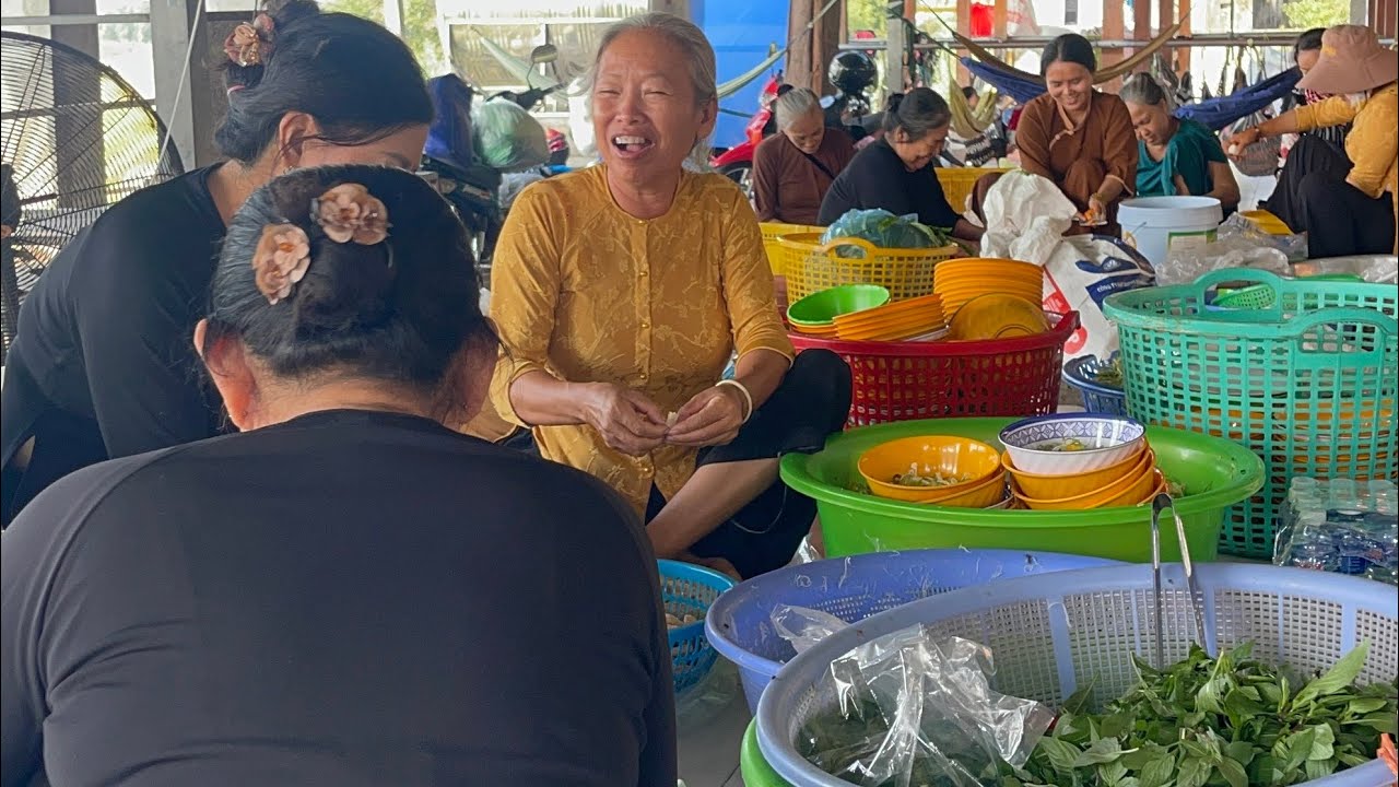 Về An Giang Là Ăn Chay Miễn Phí