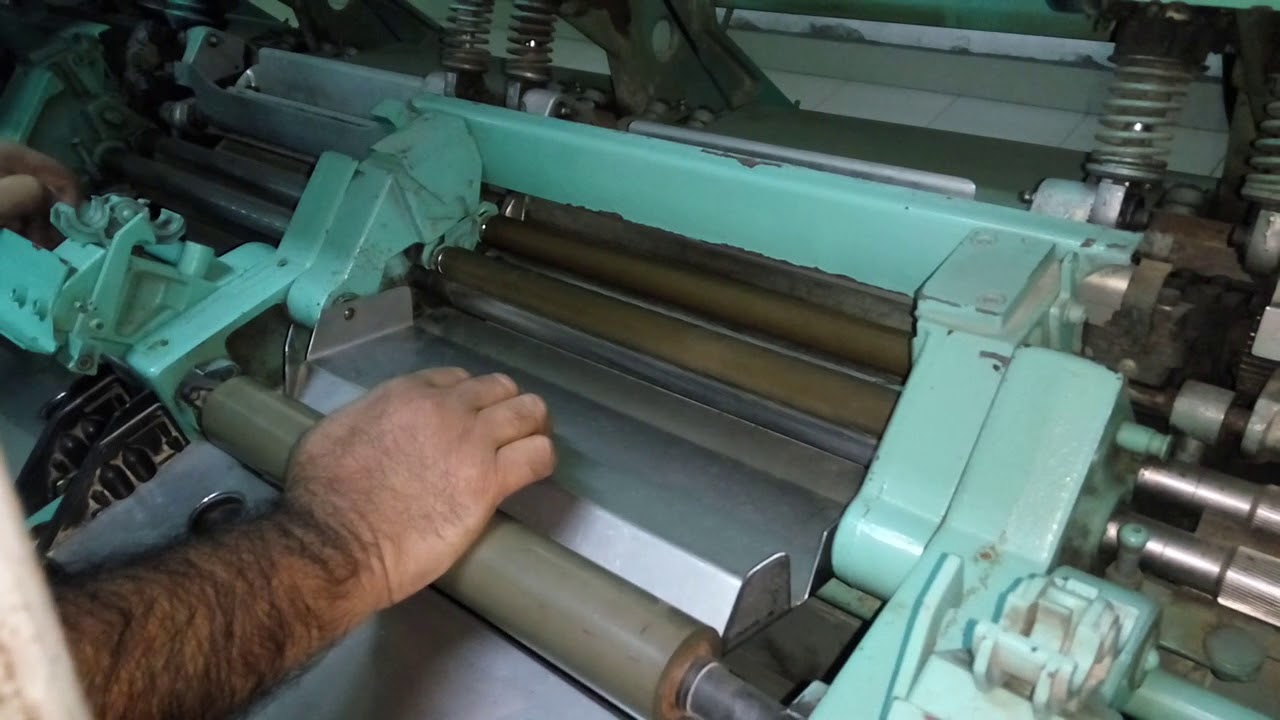 Material passage of comber machine.