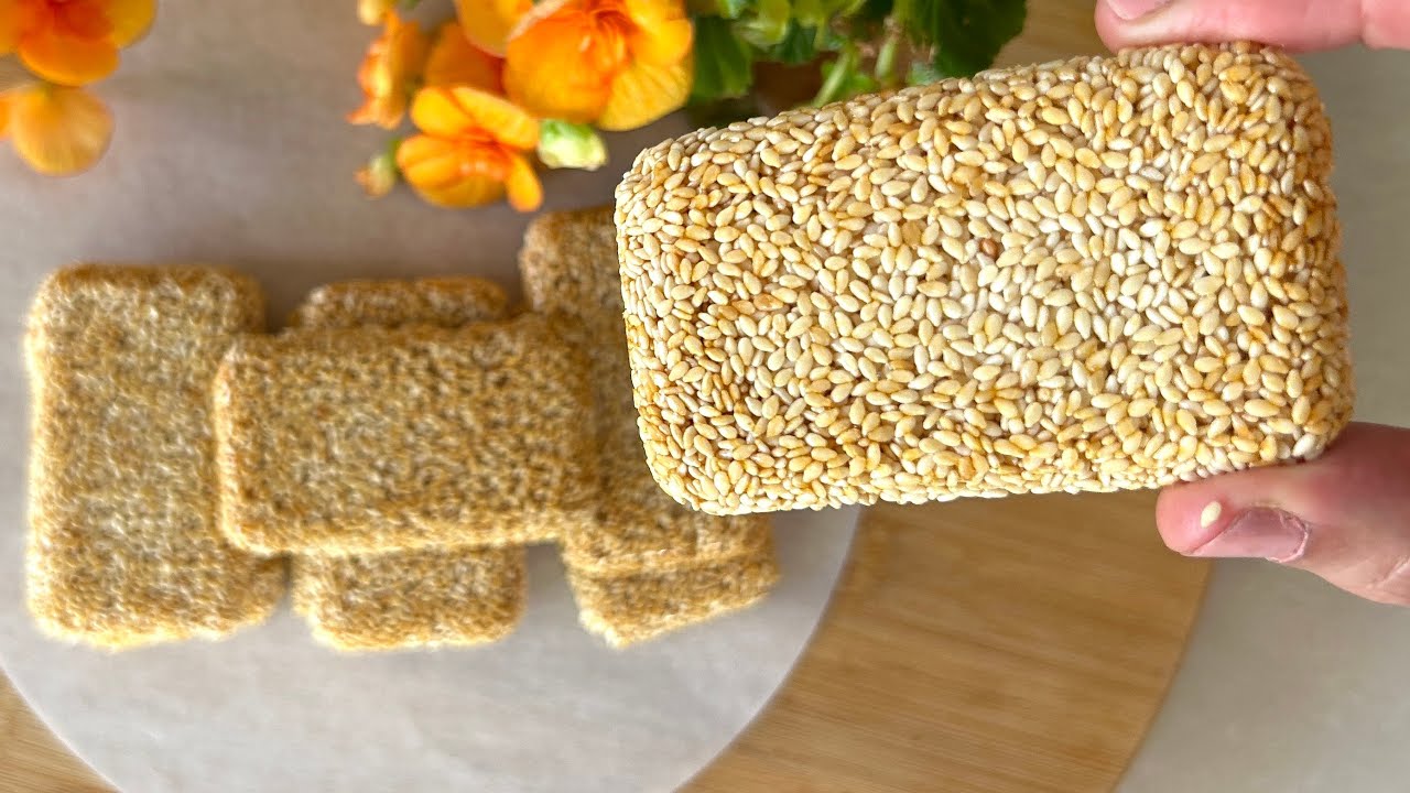 Only 2 Ingredients and 5 Minutes for the MOST Amazing Homemade Sesame Crunch Candies 😍