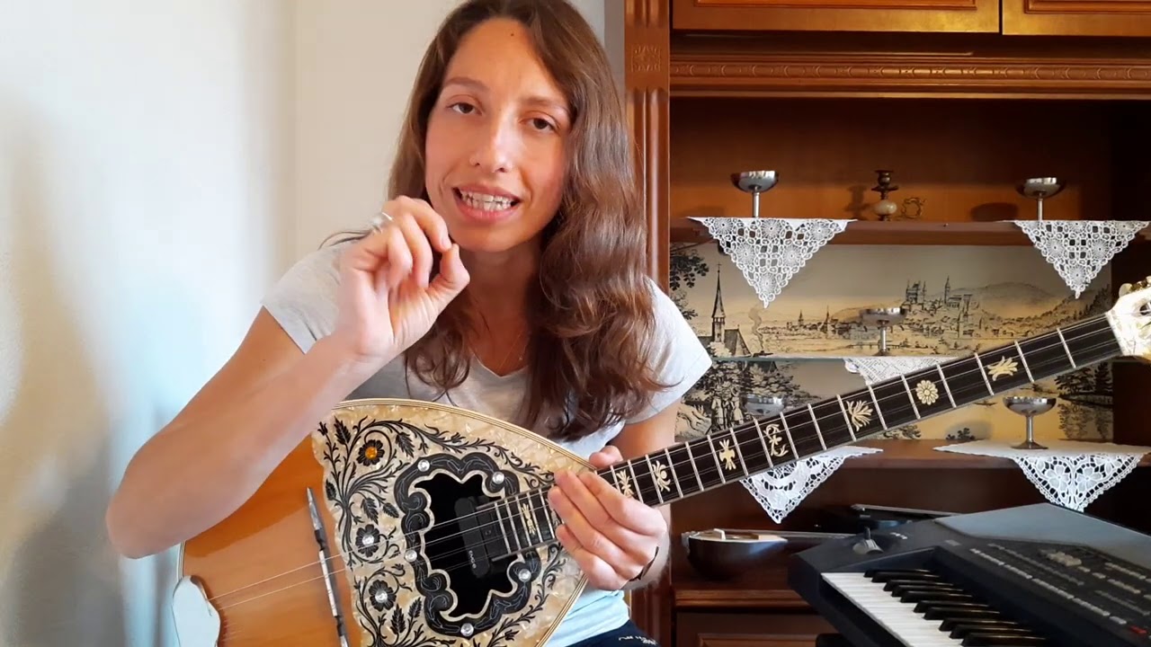 Πώς να παίξουμε αρμονικές. Konstantina - bouzouki lessons
