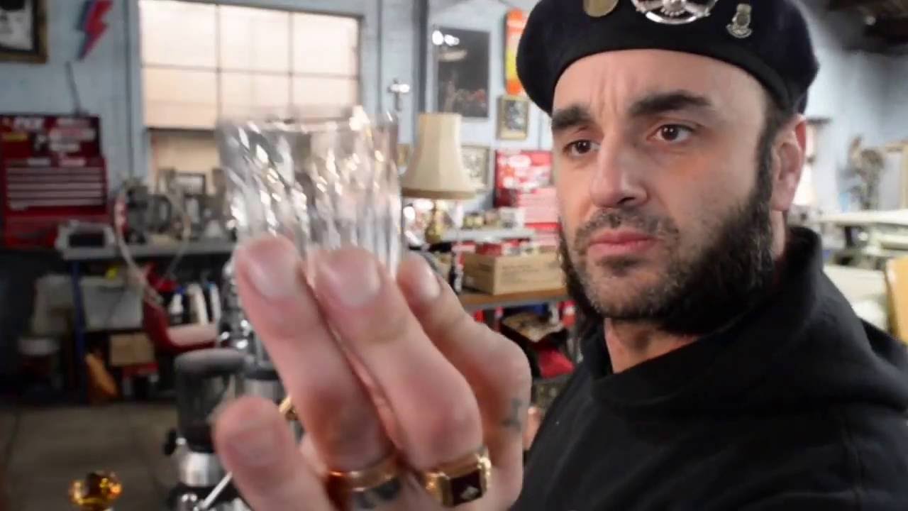 How to make a coffee - La Pavoni Lever Machine with Gonzlab