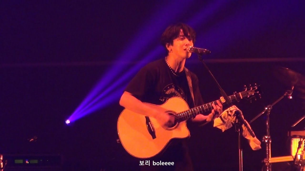 [FANCAM] 221108 CNBLUE - 싹둑 (Yonghwa focus)