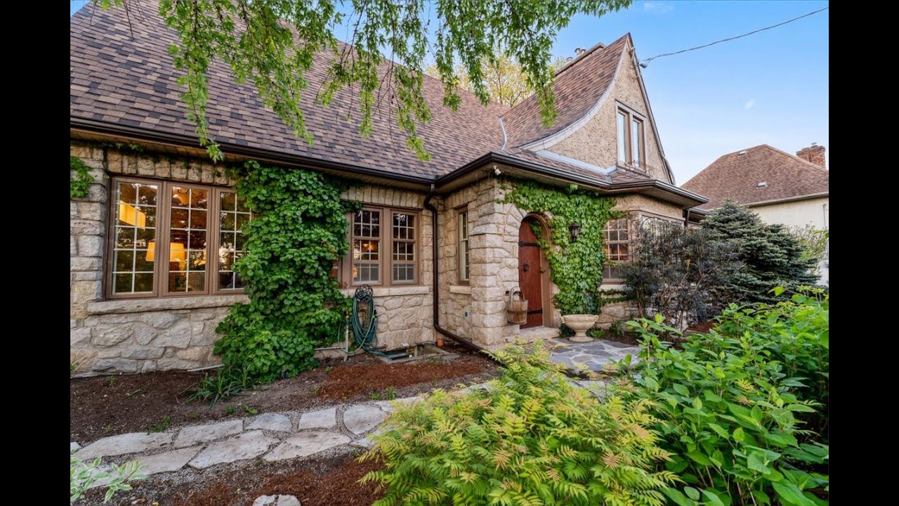 1 Glenridge Ave   St Catharines  ON   -  FOR SALE