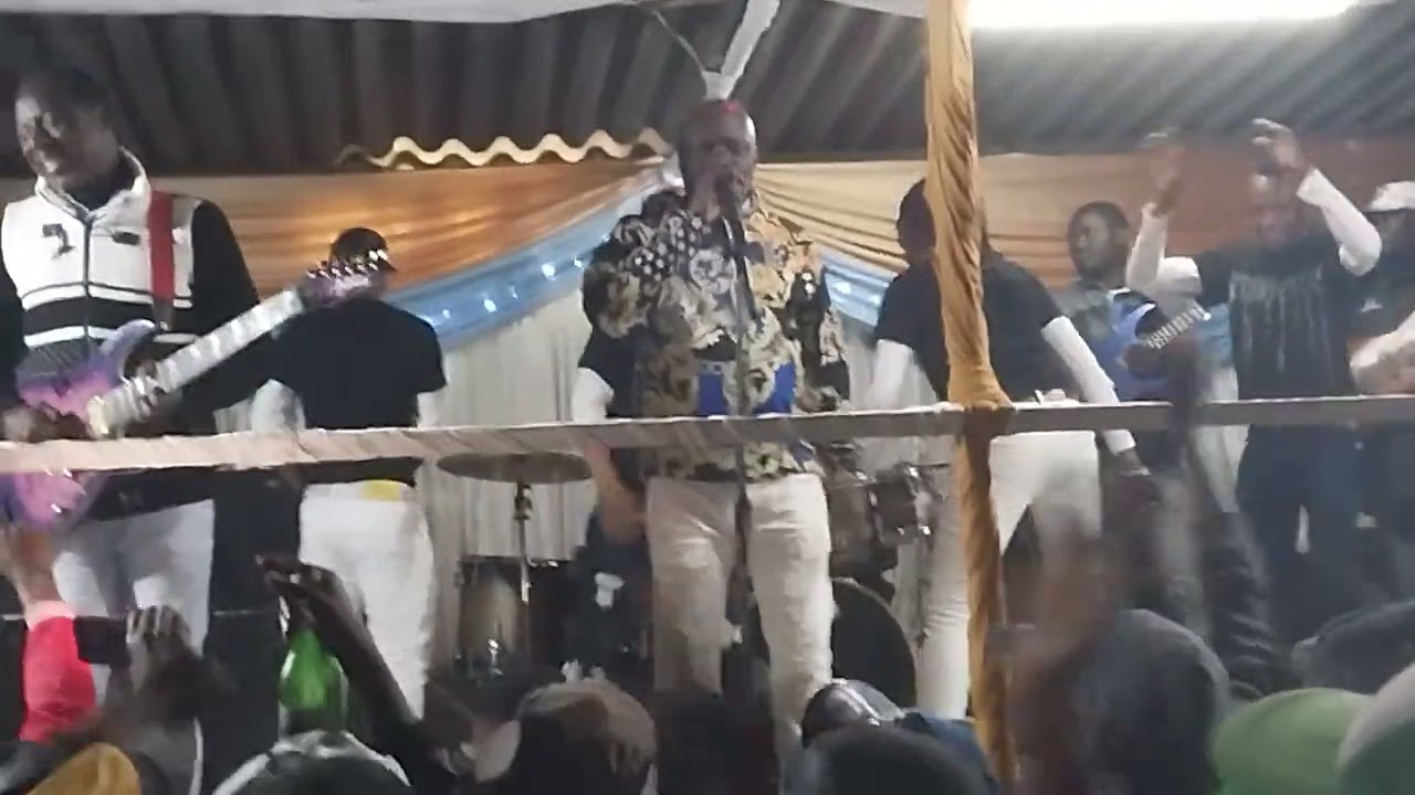 Alick Macheso Live performance @club manake Ruwa #2