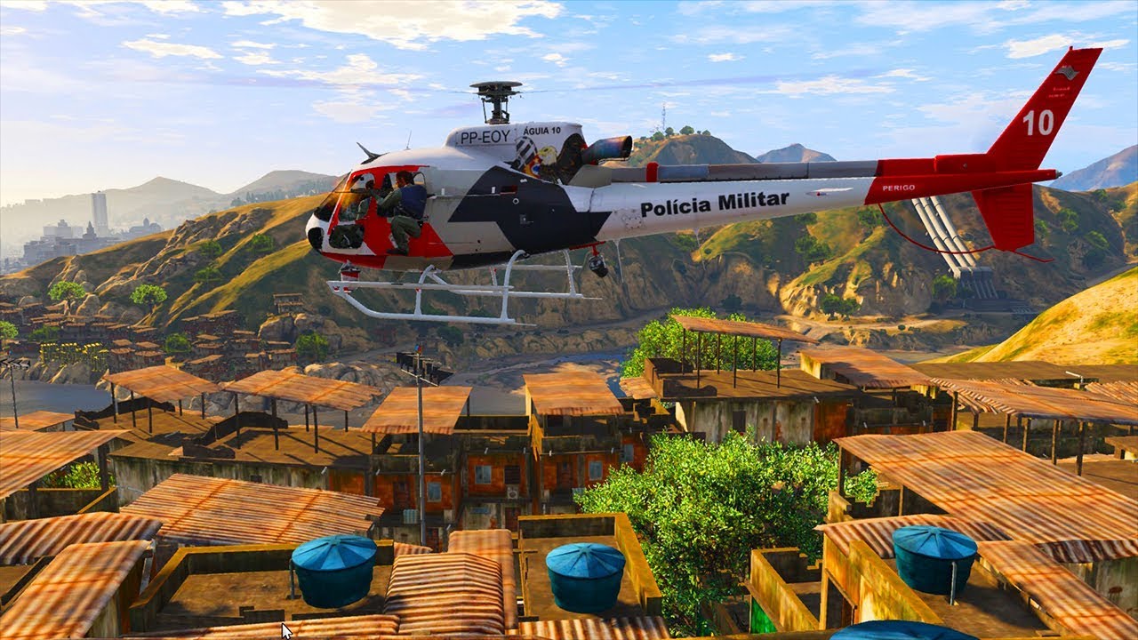 GTA V VIDA POLICIAL | HELICÓPTERO ÁGUIA TROCA TIROS NA FAVELA EP.  248