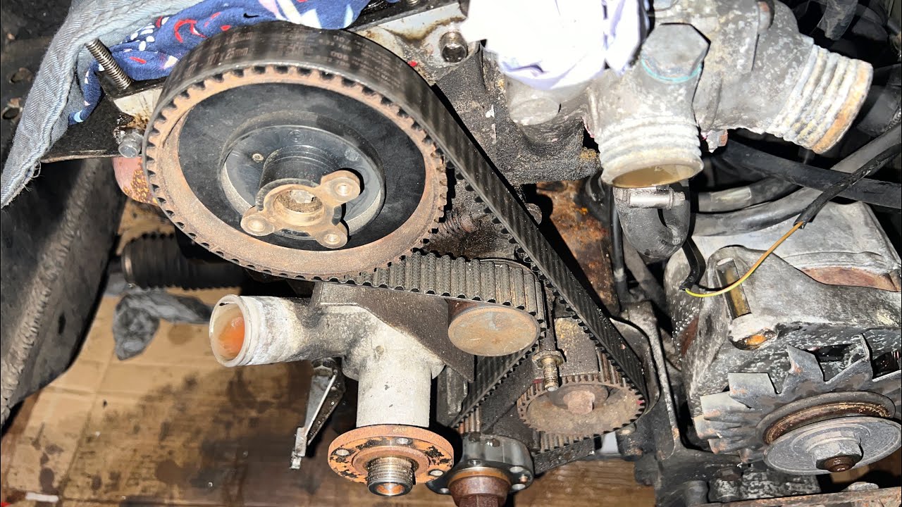 Zahnriemenwechsel | Timing Belt Replacement Step By Step | BMW E30 320i M20B20 Motor