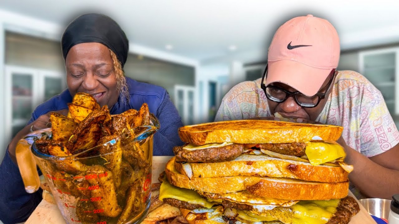 DOUBLE PATTY MELT BURGERS ON SOURDOUGH| SEASONED CUT FRIES| MUKBANG EATING SHOW