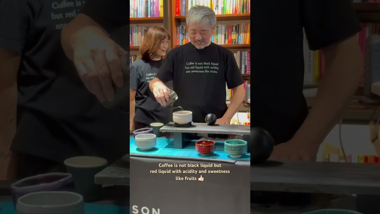 Tomomichi San, roaster and owner of Okinawa Red Poison Roastery came to HK 🇭🇰☕️