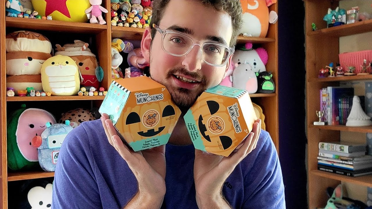 BEST DISNEY MUNCHLINGS SERIES EVER! Terrifying Treats Munchlings Unboxing!! (HALLOWEEN EDITION!)
