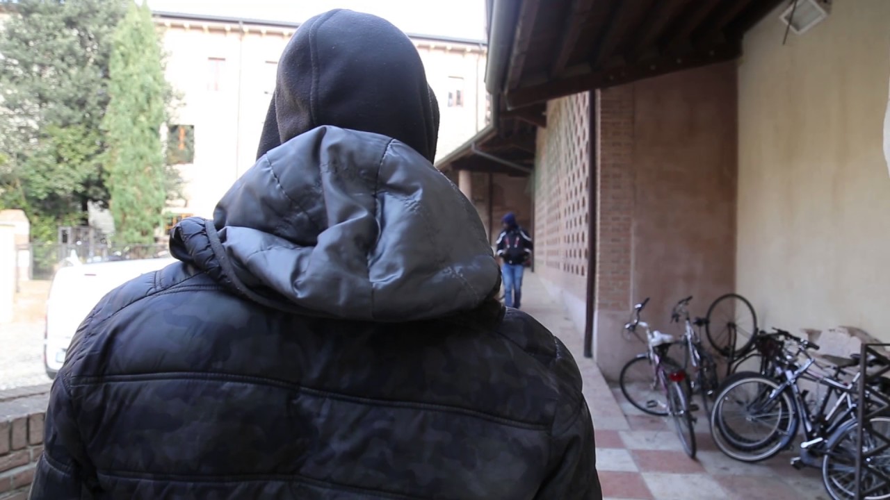 MIGRANTI A VERONA, È ANCORA POLEMICA