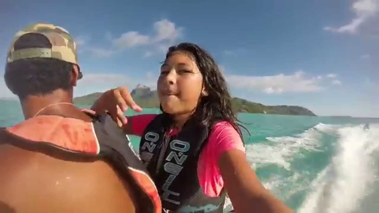 Skurf on Bora-Bora at the motu
