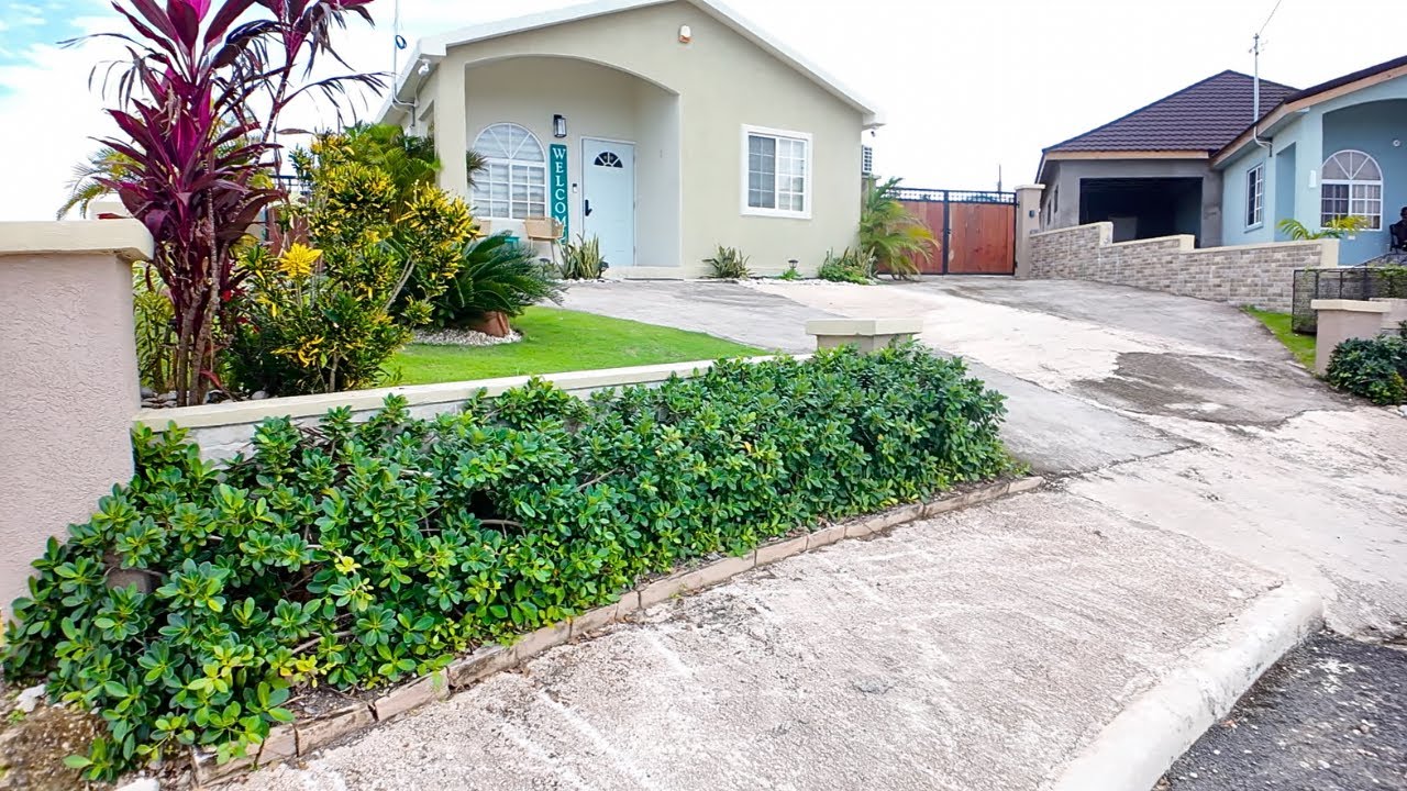Sea View Modern Unit with Private Pool | Discovery Bay, St. Ann