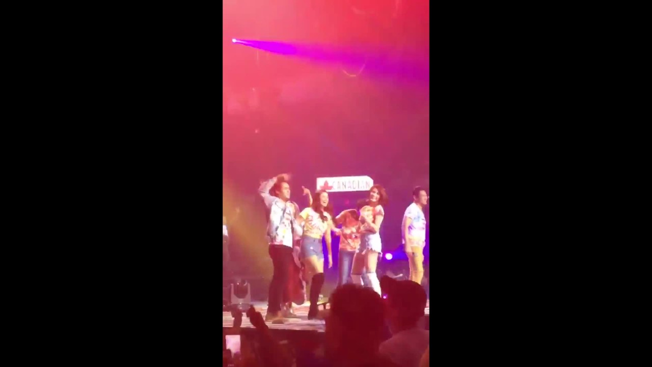 Enrique Gil and Liza Soberano dancing on ASAP bts #ASAPLiveInToronto