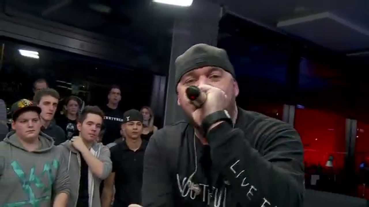 Kool Savas - Matrix (Live at joiz)