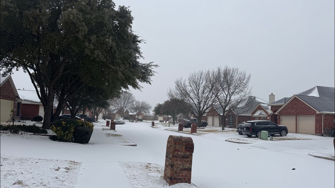 20 MPH Wind Gusts and Snow and Ice Hit Frisco TX