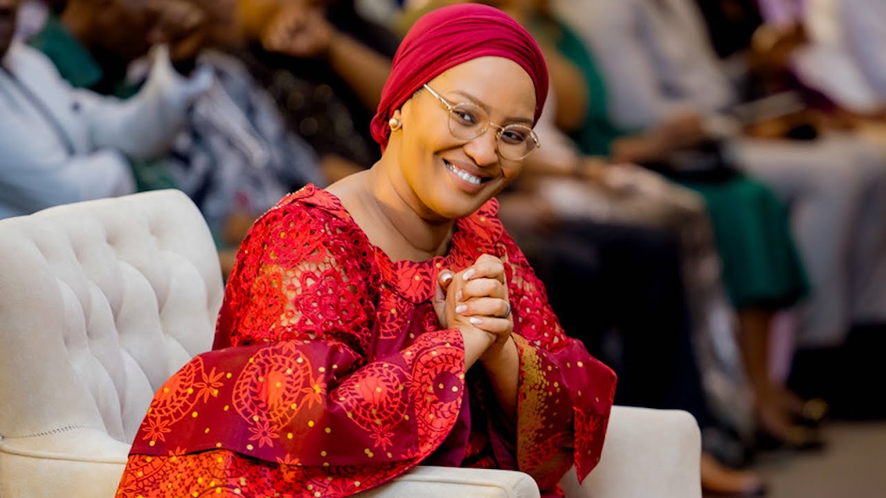 Apostle Mignonne K Imbaraga za masengesho azana impiduka /umuntu uko asa inyuma siko asa imbere