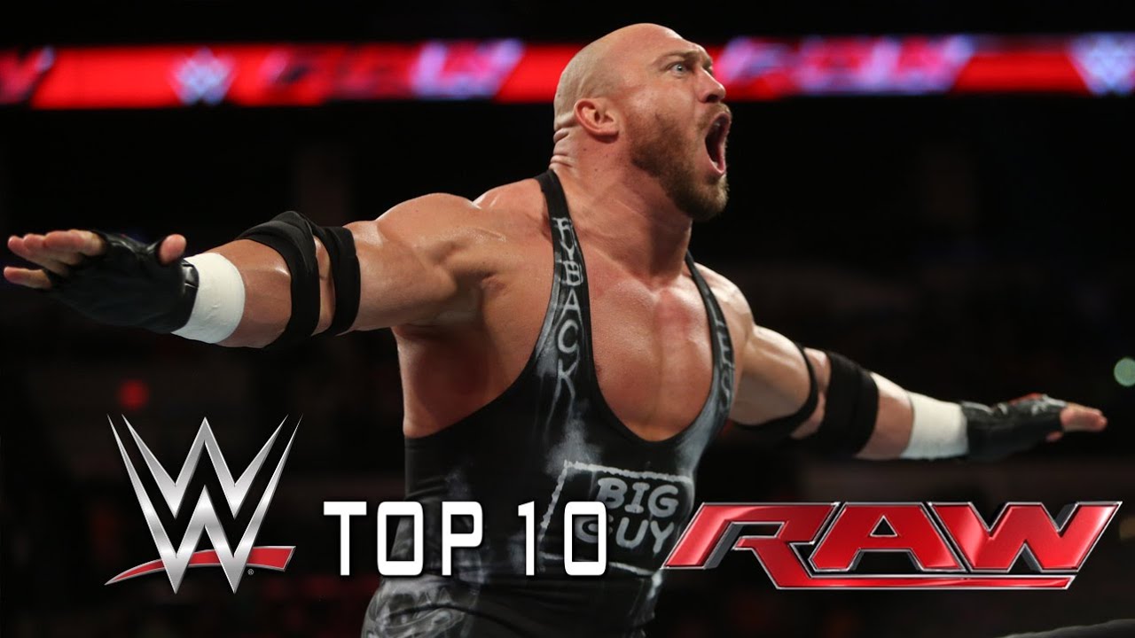 10 лучших моментов WWE Raw: 28 октября 2014 г.
