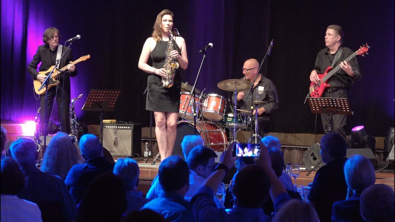 The Voyagers ft. Susanne Alt: Night In Tunisia