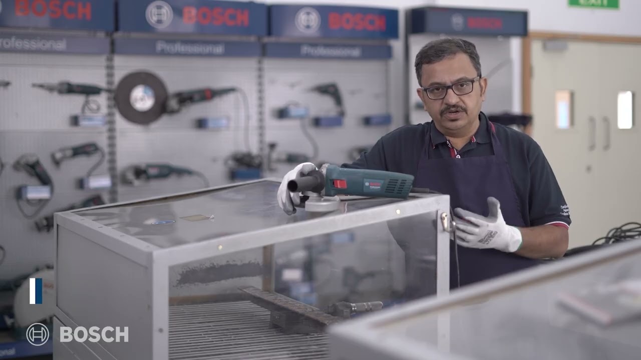 Bosch GWS 700-125 Angle Grinder | Unboxed & Explained | Basics With Bosch