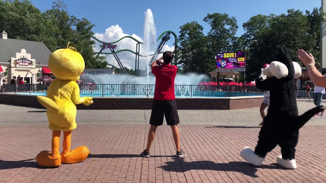 Six Flags Dance Party