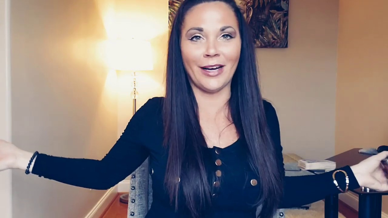 LEO, IN YOUR HEAD MUCH?  WHY? YOU WILL BE VICTORIOUS ❄💜 MID-DECEMBER TAROT READING.