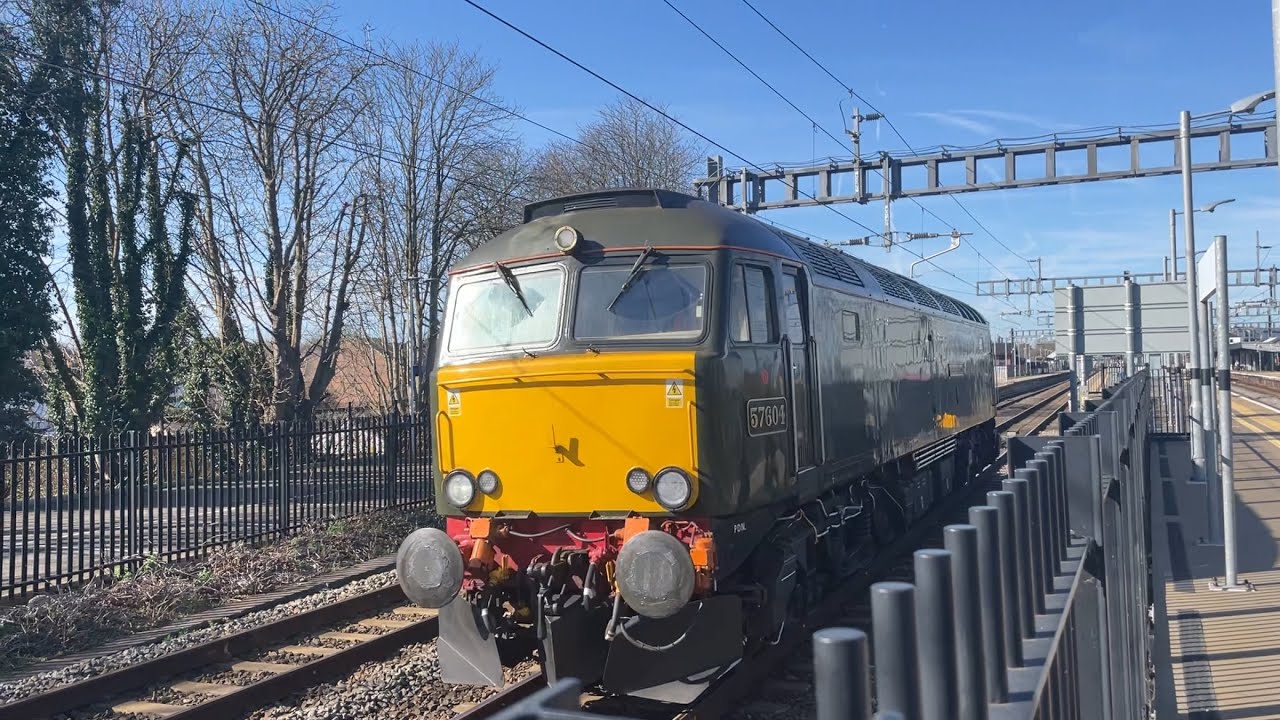 Trains at: Didcot Parkway (DID) - GWML (02/03/2026)