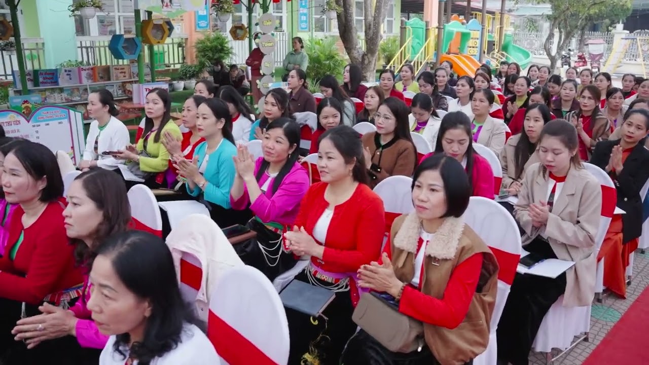 Sinh hoạt cụm chuyên môn các trường Mầm non khu vực huyện Lạc Sơn - Hoà Bình cũ