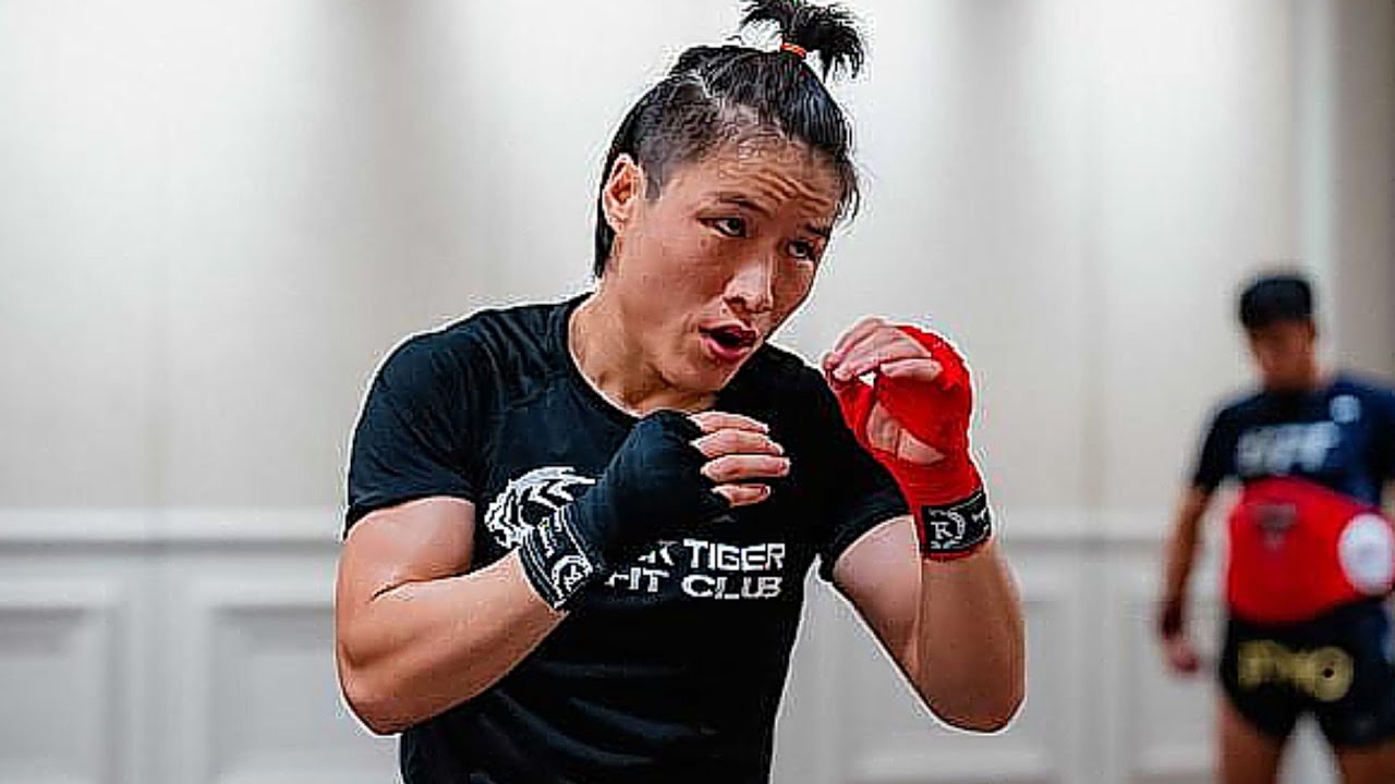 ZHANG WEILI training for TATIANA SUAREZ [UFC 312]