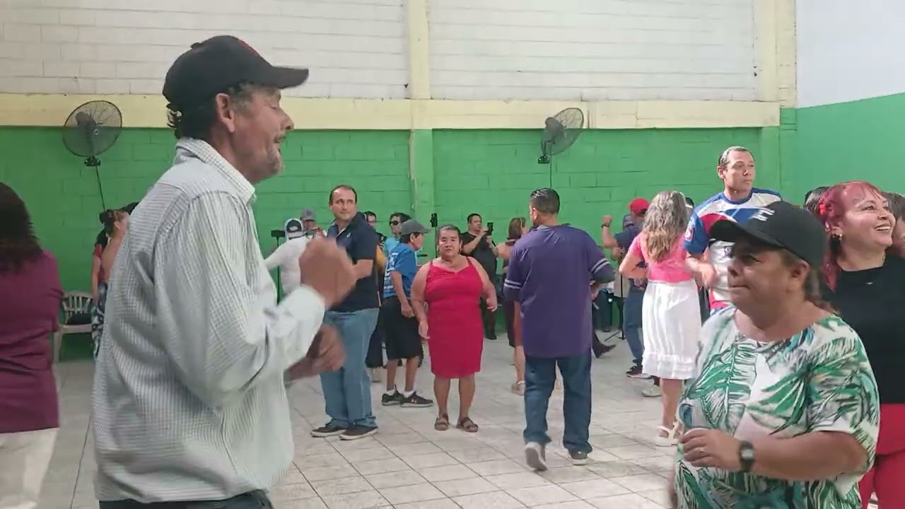 🔴BAILARIN NUEVO  SORORENDE A RUTH😱 POR SU ALTURA 👍Y ENCIENDE EL CAÑAL EN LA PISTA DE BAILE💃🕺💃🕺😱