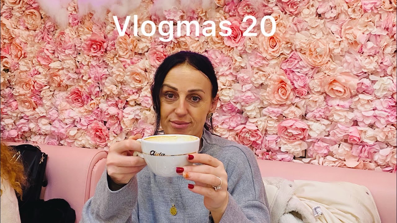 Vlogmas 20~ Mbyllim hotel në Vien, room tour/ Sa na kushtoi darka/ @vlogmeelin 