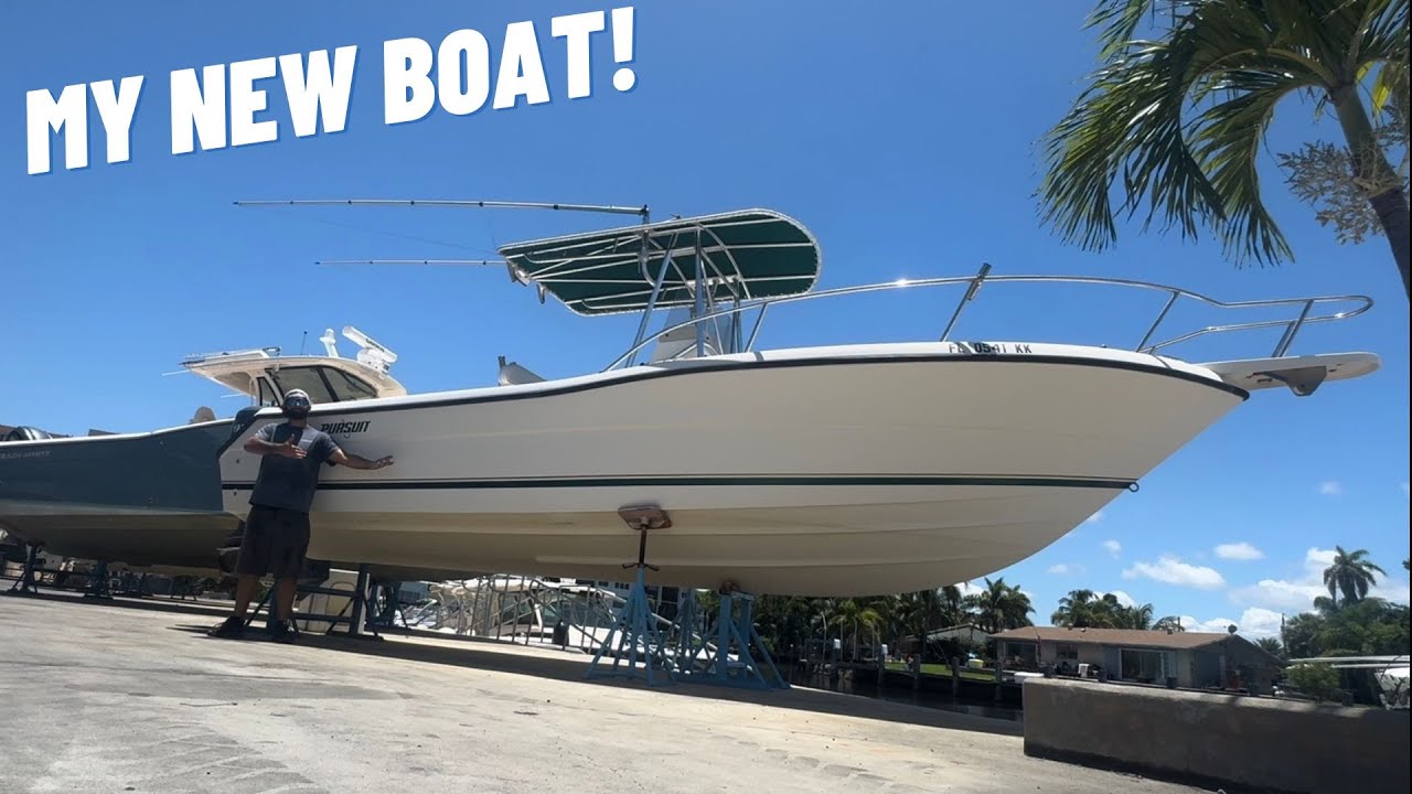 I BOUGHT MY DREAM BOAT SIGHT UNSEEN! MY NEW PURSUIT 2470 CENTER CONSOLE! (NEW BOAT TOUR)