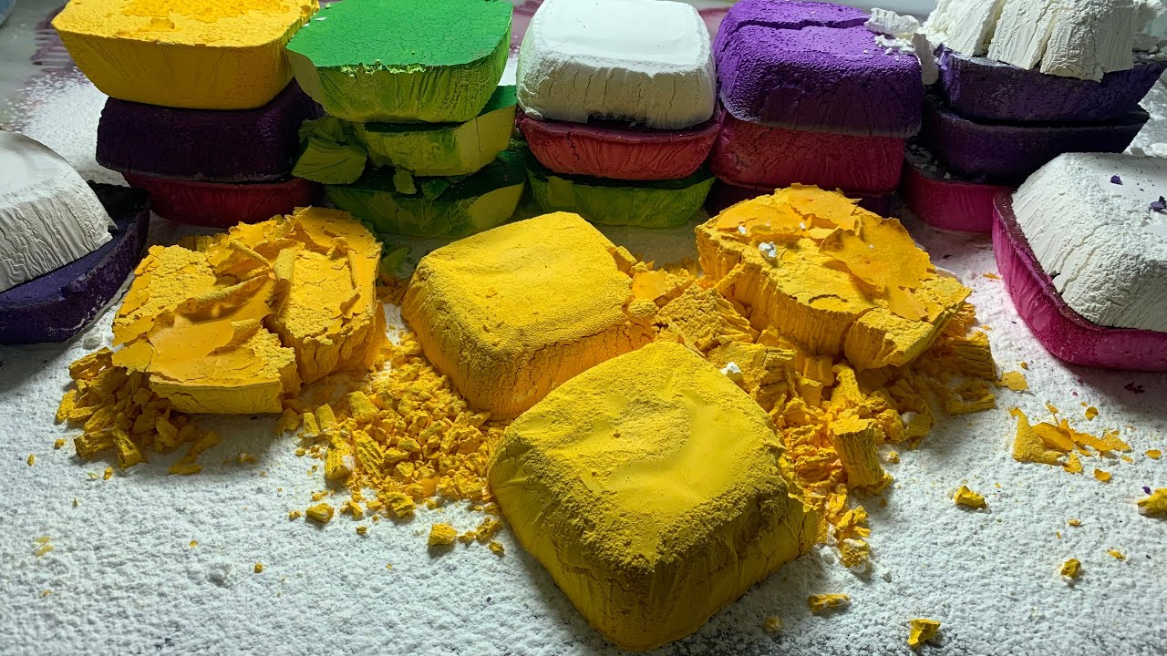Flakey Crunchy Dyed Cornstarch  Blocks Crunchies ; Colourful and Powdery