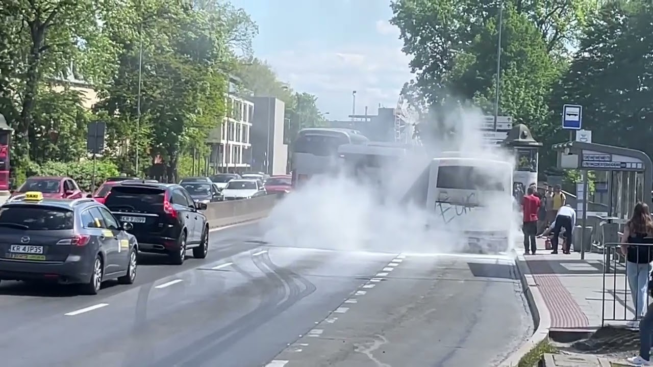 Pożar autobusu. Kraków 11.05.2023