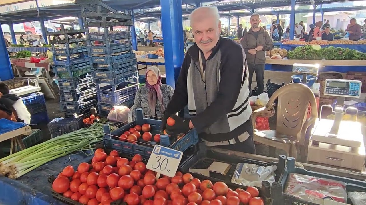 MANİSA GÖRDES PAZARTESİ PAZARINDAN GÖRÜNTÜLER 28-10-2024