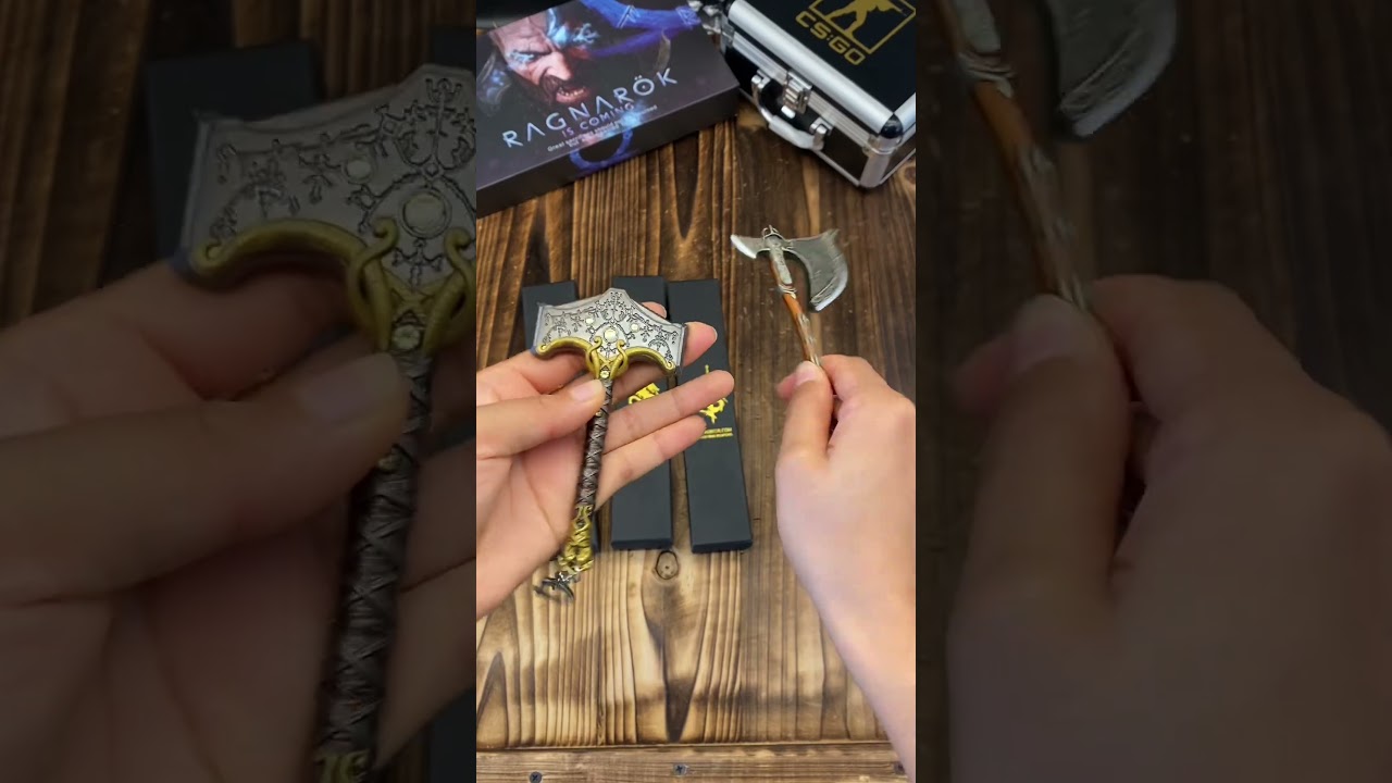 Unboxing God of War Mini Weapons#godofwar  #unboxing#kratos   #bladesofchaos  #gamingcollectibles