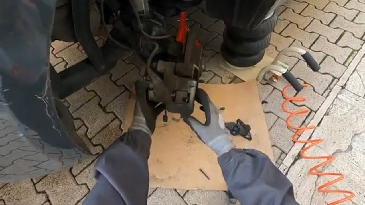 Pastiglie freno Fiat 500 Cric Pneumatico e azzeramento service con DIAmini
