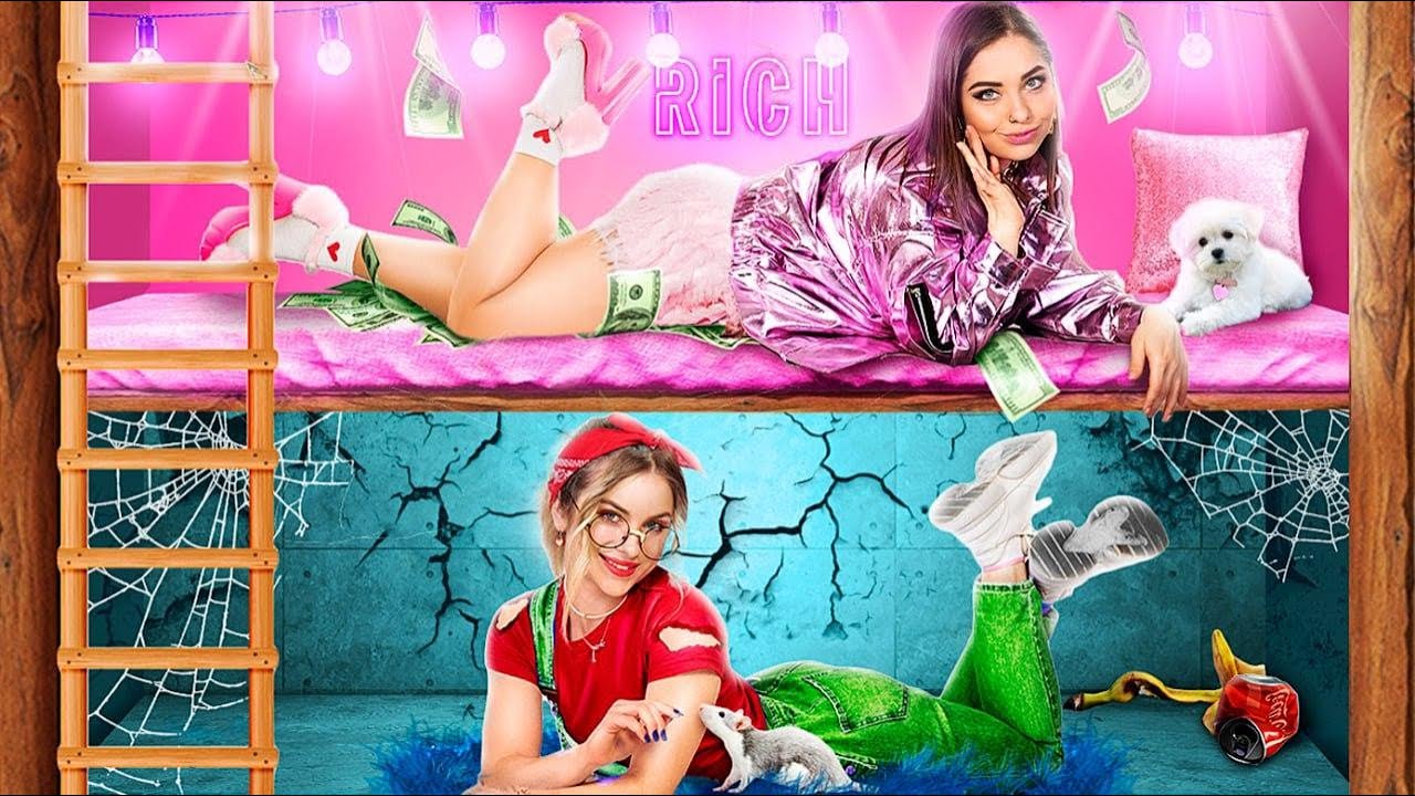 Emeletes &Aacute;gyat &Eacute;p&iacute;t&uuml;nk! Gazdag vs.  Szeg&eacute;ny Titkos Szoba!