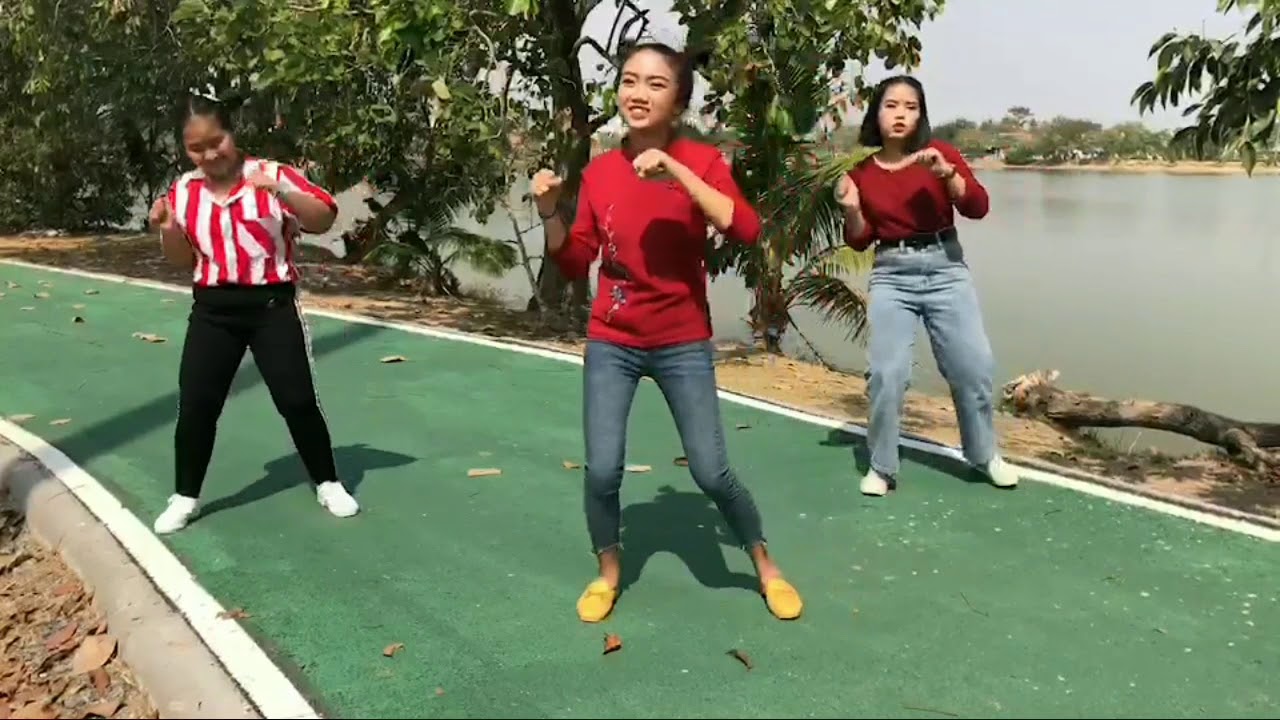 Dankhunthod School | Mattayom 5/1 [SMP] Dance Group 1 China [ Xue Mao Jiao Song]