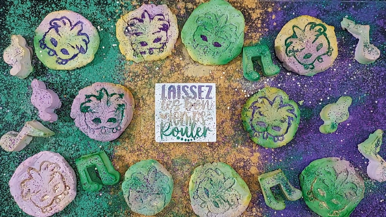 🎭💜💛💚 Mardi Gras Chalk Crushing ASMR | Fat Tuesday Celebration Crush 💚💛💜 | Gym Chalk ASMR Today