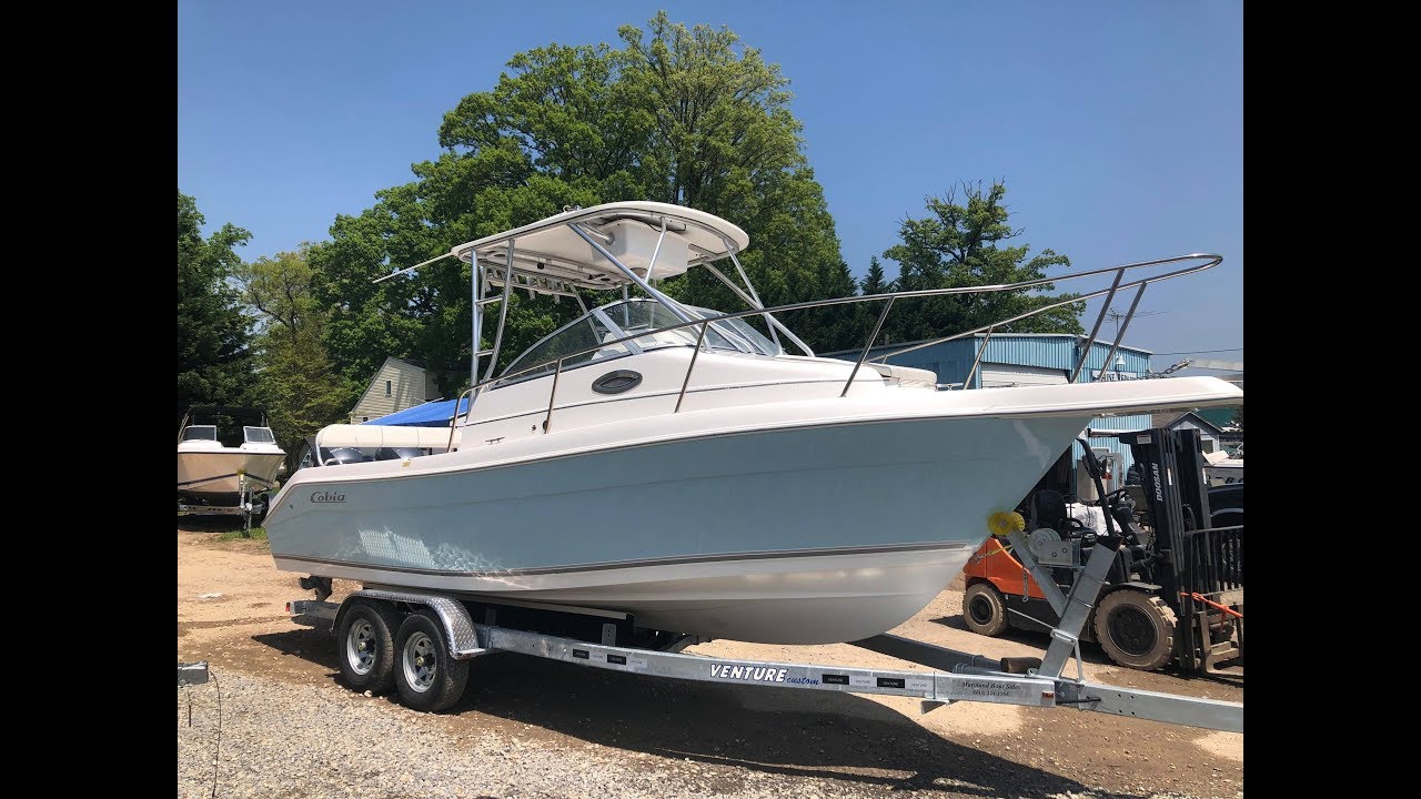 2005 Cobia 250 Walkaround