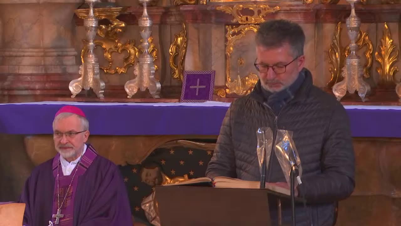 Live aus Berching: Gedenkgottesdienst mit Bischof Hanke für Corona-Verstorbene