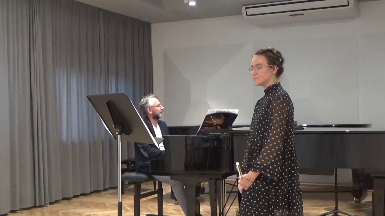 Karolina Laskowska- FANTASIA IN B MIN. & AIRS DE BALLET D’ASCANIO