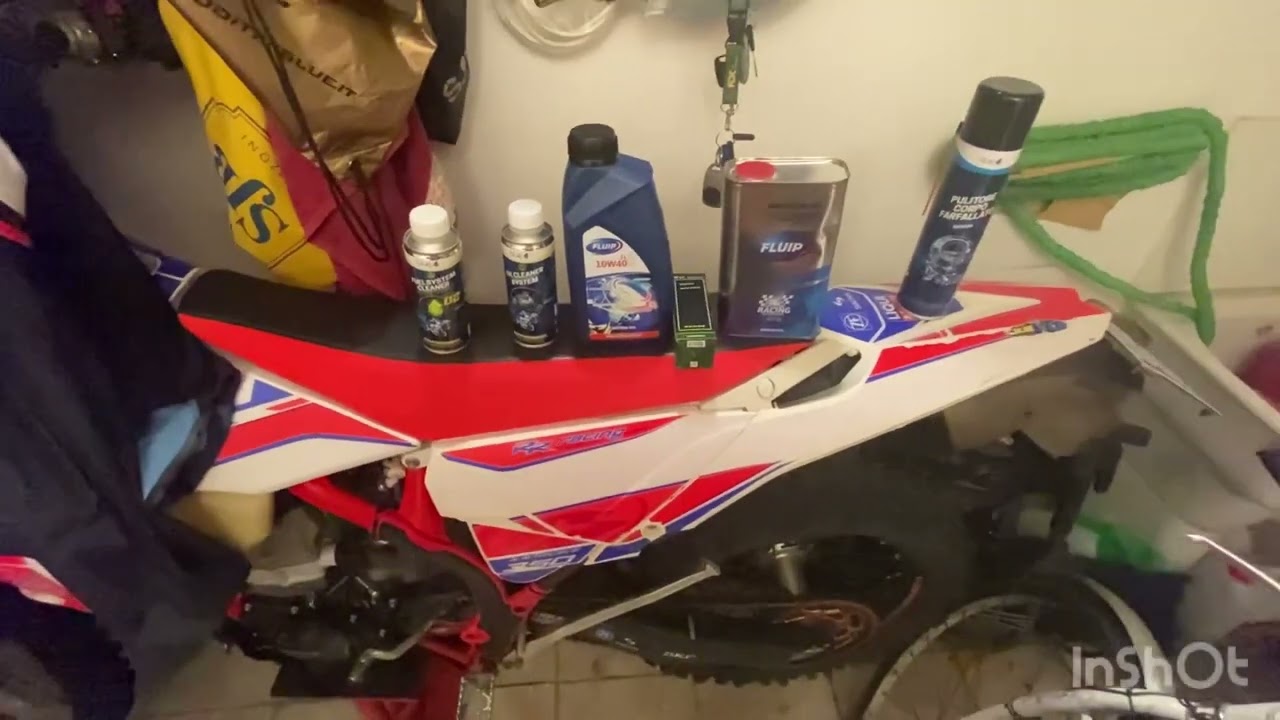 Tagliando, cambio olio Beta 350 RR