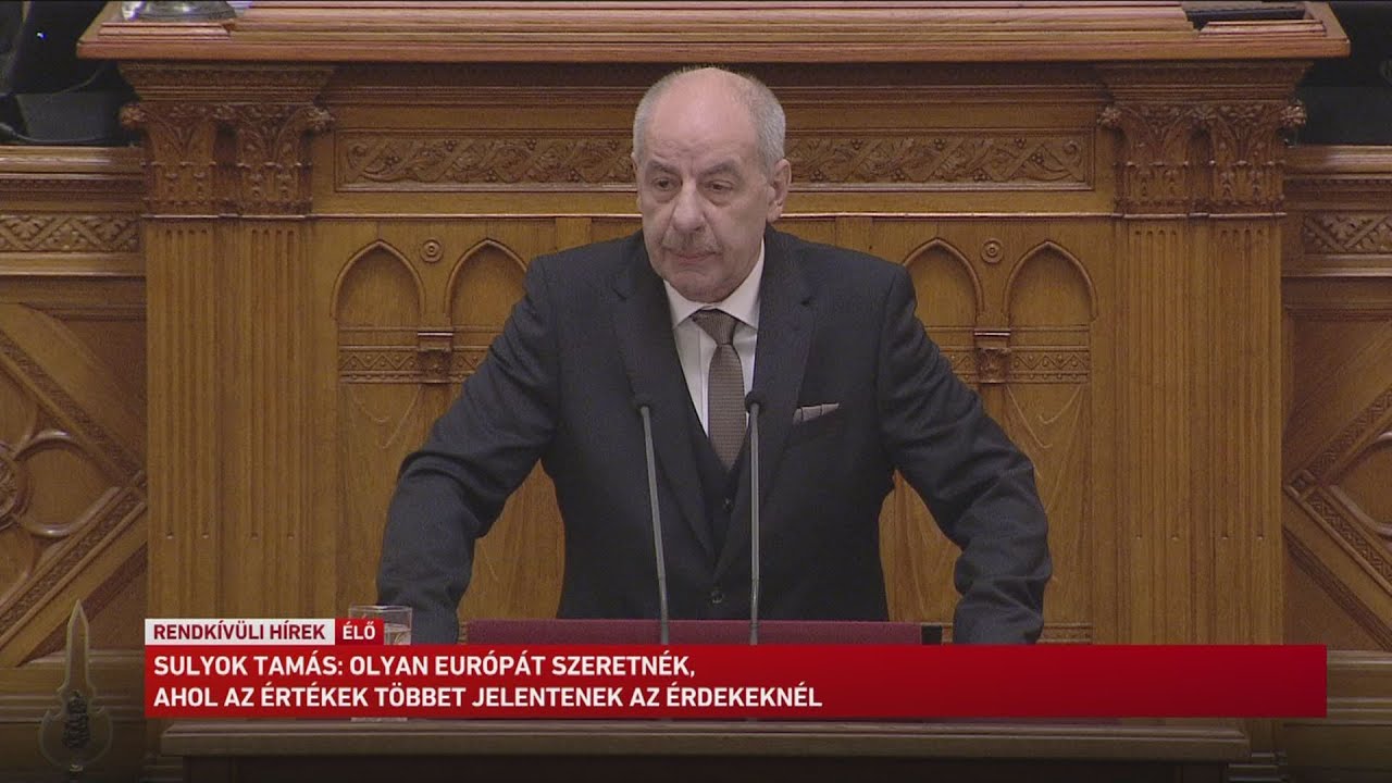 Megválasztotta az országgyűlés Magyarország új köztársasági elnökét
