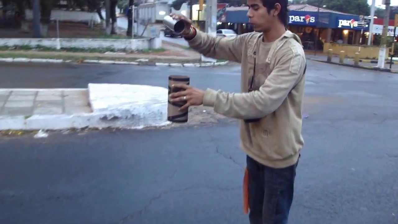 El truco del tubo y el vaso de agua
