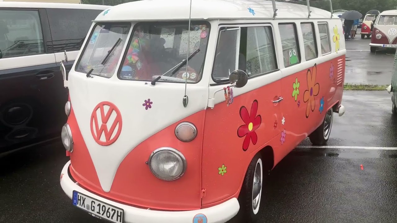 VW Bulli Festival, Start des Konvois bei VW Nutzfahrzeuge in Hannover-Stöcken, am 23. Juni 2023!