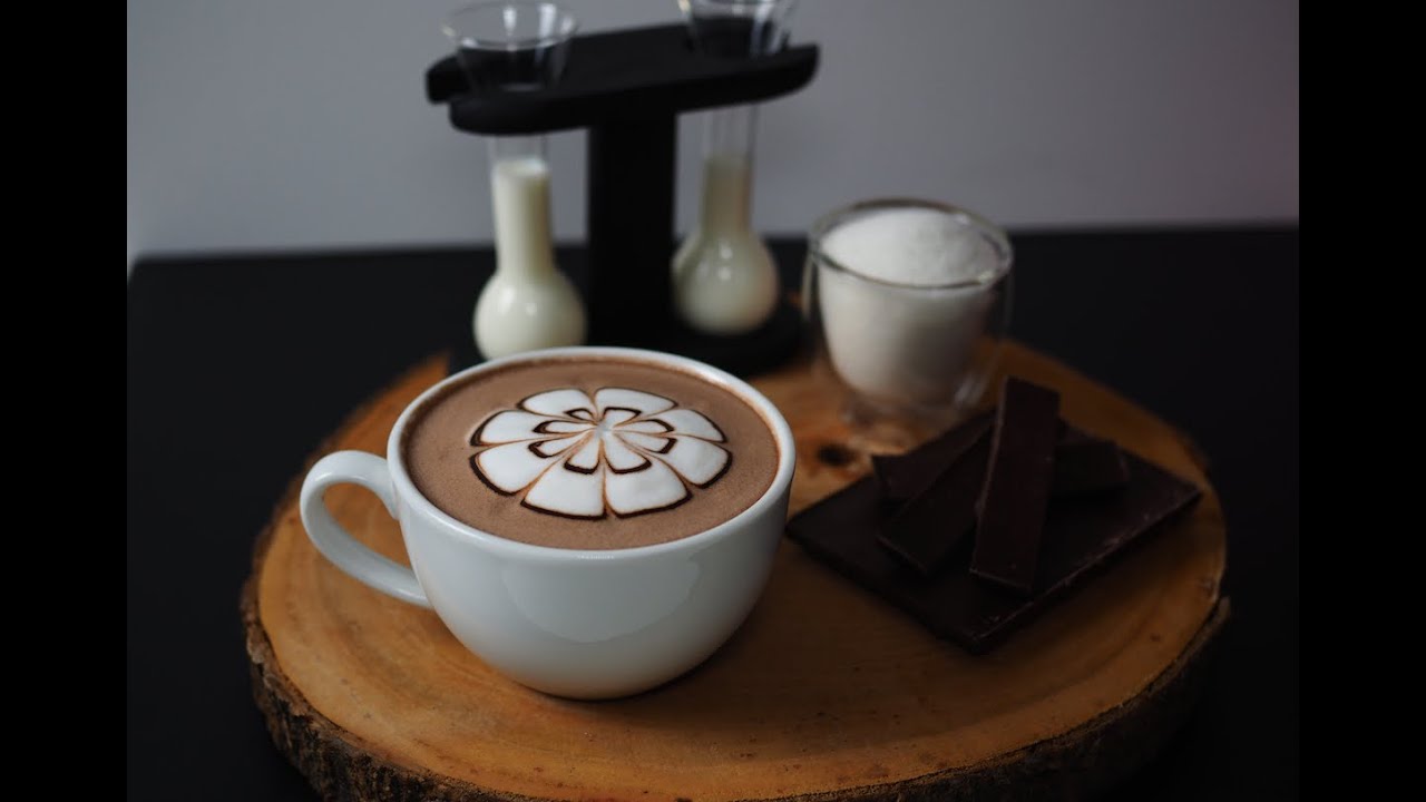 Ρόφημα σοκολάτας εύκολα στο σπίτι. Chocolate drink at Home