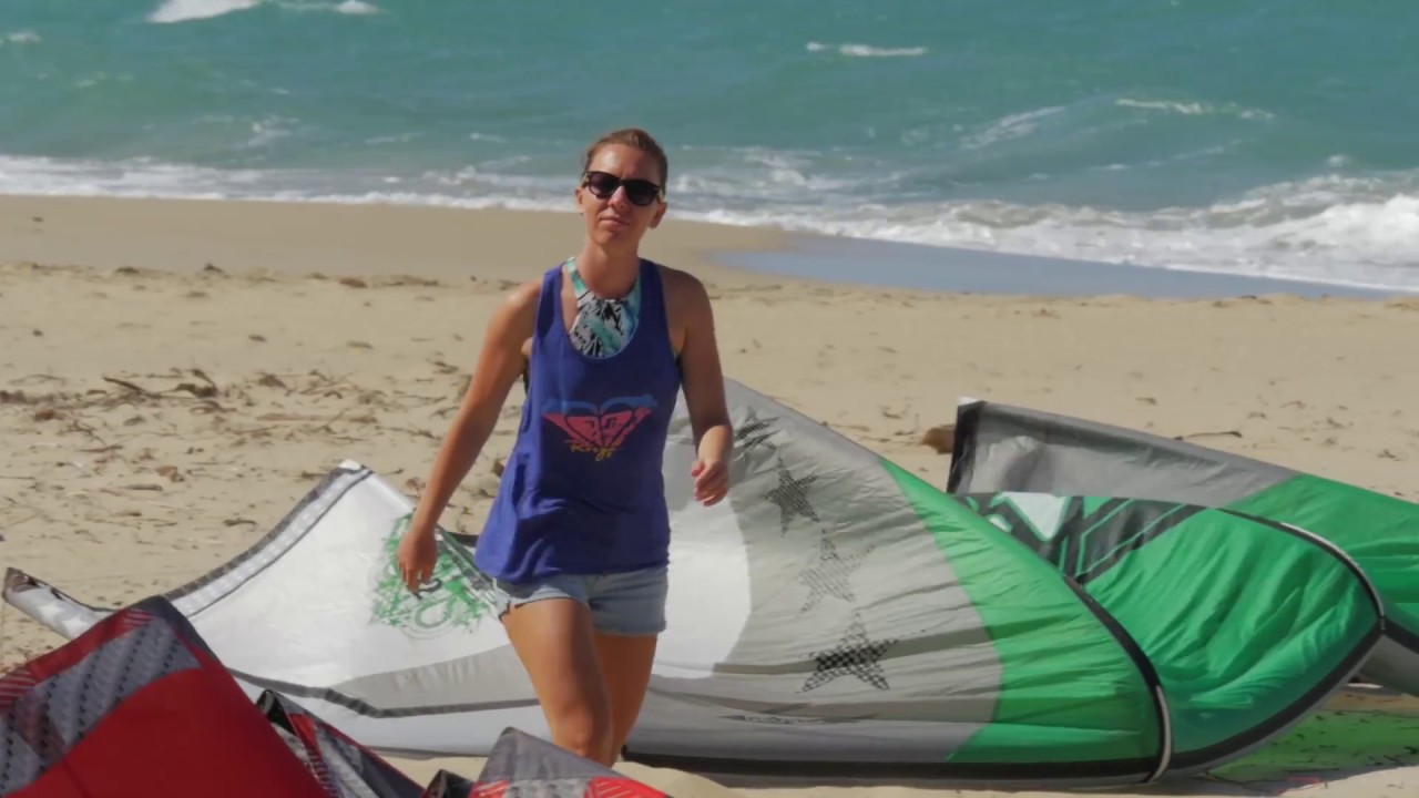 Emily kiting with Paula Novotna & Colleen Carroll in Cabarete